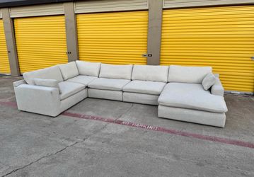Sectional couch