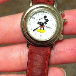 Vintage Disney Mickey Genuine Leather Japan Mvt Red Black Wristwatch Watch.