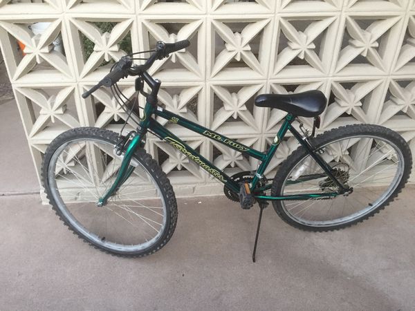 avon gamer uno price