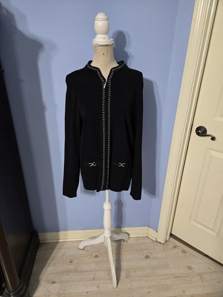 Dressbarn Size 14/16 Sweater