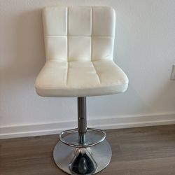 Adjustable Height Bar Stools