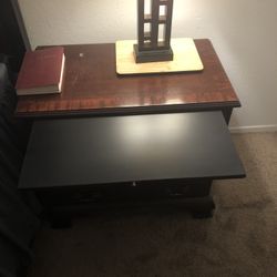 Nightstands/End Tables