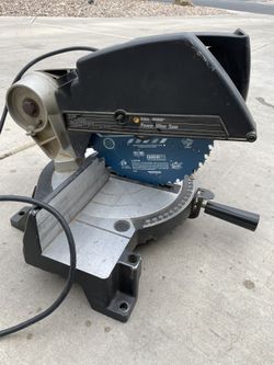 Black & Decker Power Miter Saw – Works Great – 10” Blade 
