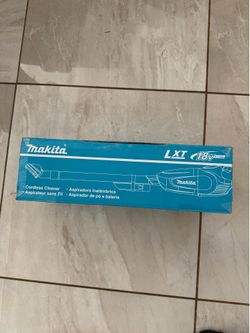 Makita 18V LXT Lithium-Ion Cordless Vacuum