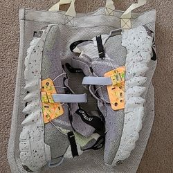 Nike Space Hippie " Cool Grey " Size 8.5wmns/ 7 Men 