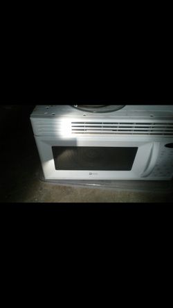Range microwave very clean
