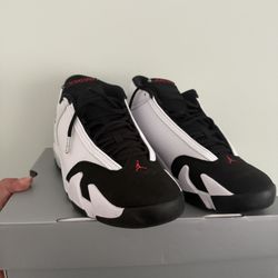 Jordan 14 Black Toe