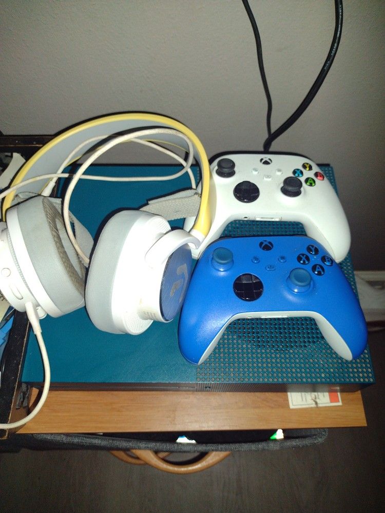 Xbox One S