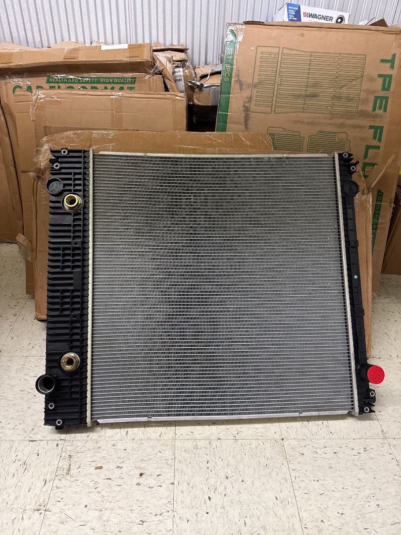 2-Row Aluminum Radiator Replacement for 2008-2014 Freightliner M2/M106 (OE# A0(contact info removed)07, X(contact info removed))