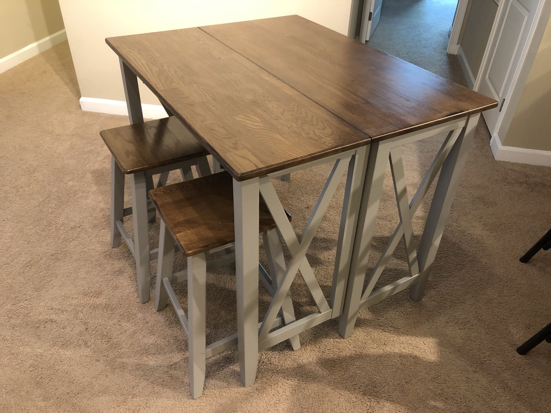 Nantucket Breakfast Bar / 2 Backless Stools