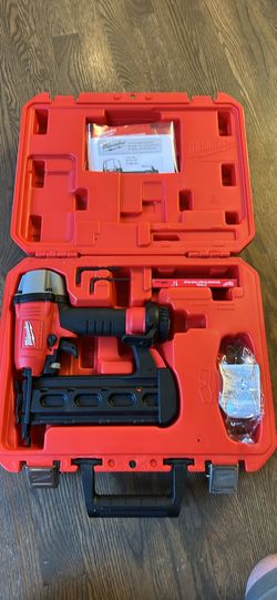 Milwaukee 7150-21 Brad Nailer NIB