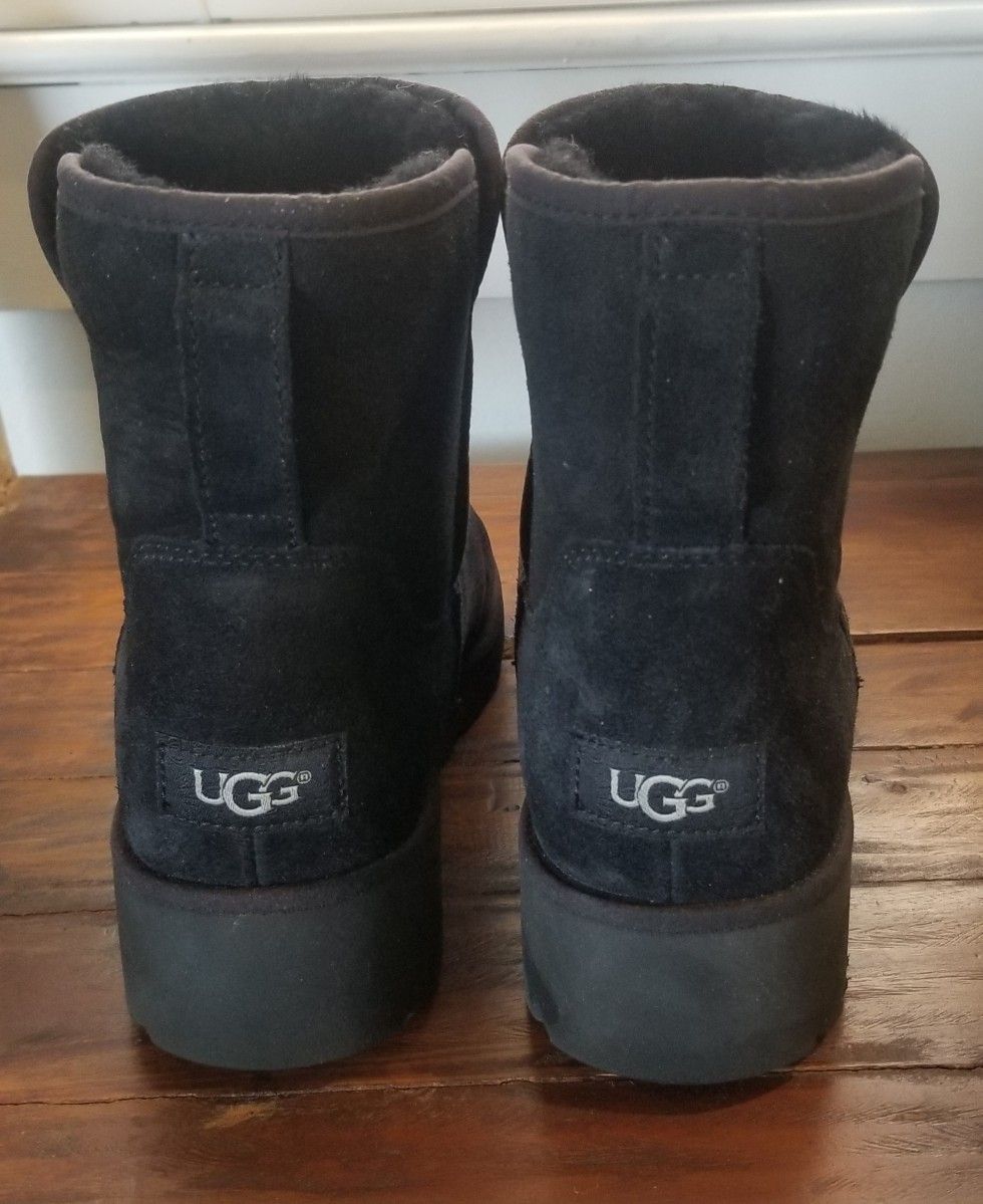 Ugg', Size 8.5