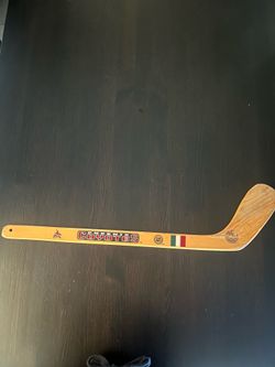 Vintage Phoenix Coyotes Souvenir NHL Hockey Stick