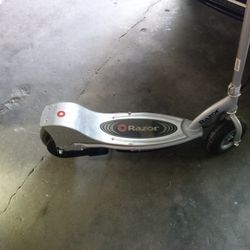 razor E325 electric scooter