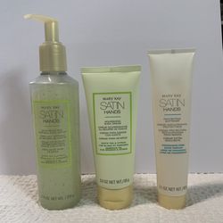 Mary Kay Satin Hands Set