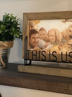 “This Is Us” Rustic Photo Frame (4 X 6)