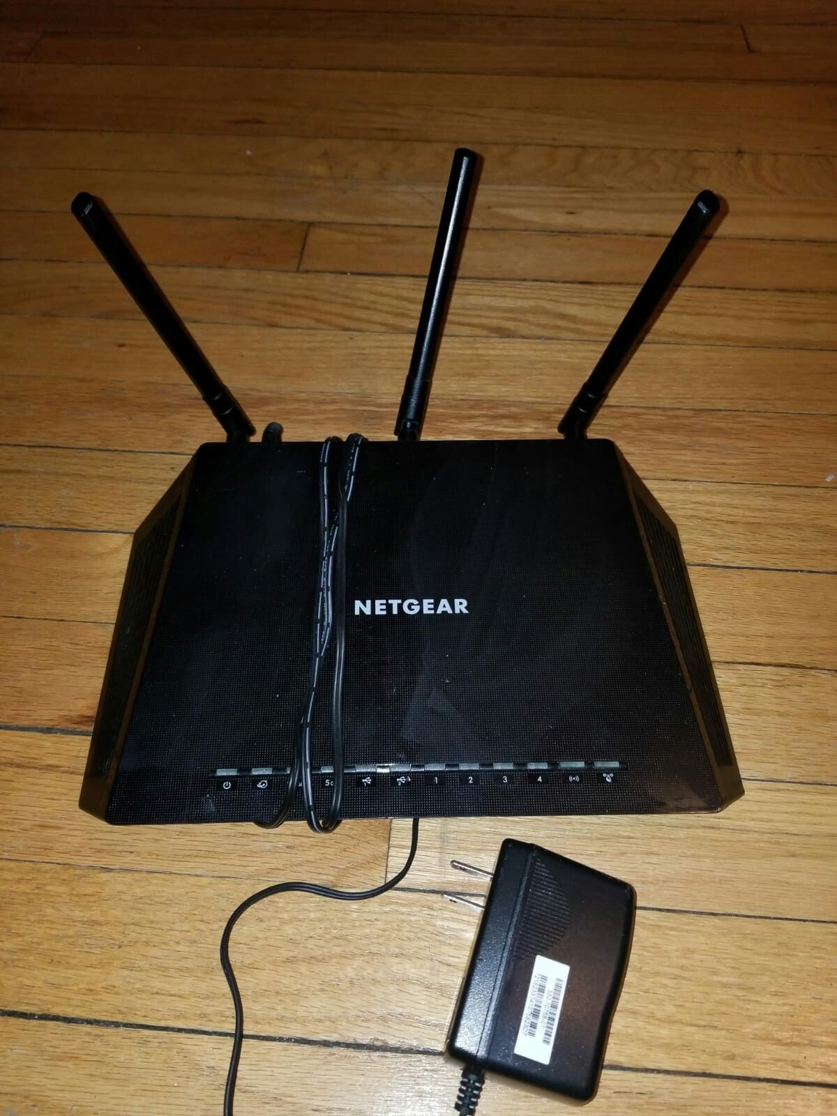 Netgear AC1750 Smart WiFi Router Model R6400