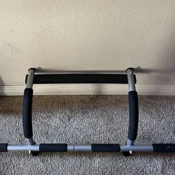 Pull Up Bar Doorway