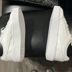 Puma Sneaker Women  Size 9