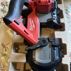 Milwaukee M12 FUEL 12V Lithium-lon Cordless Compact Band Saw (Tool-Only)