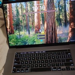 Apple Mac Book Pro 16 Inch
