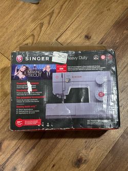 Singer Heavy Duty Sewing Machine 4423