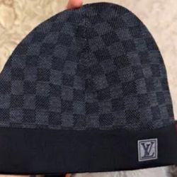  Both Black And Grey Luxury Beanie.