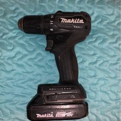 Hammer Makita Drill