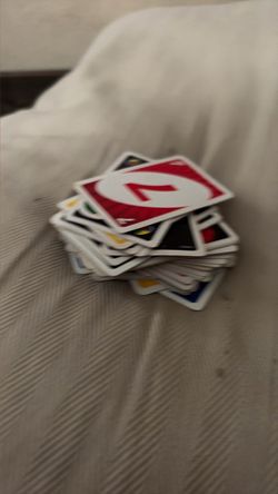 Uno cards