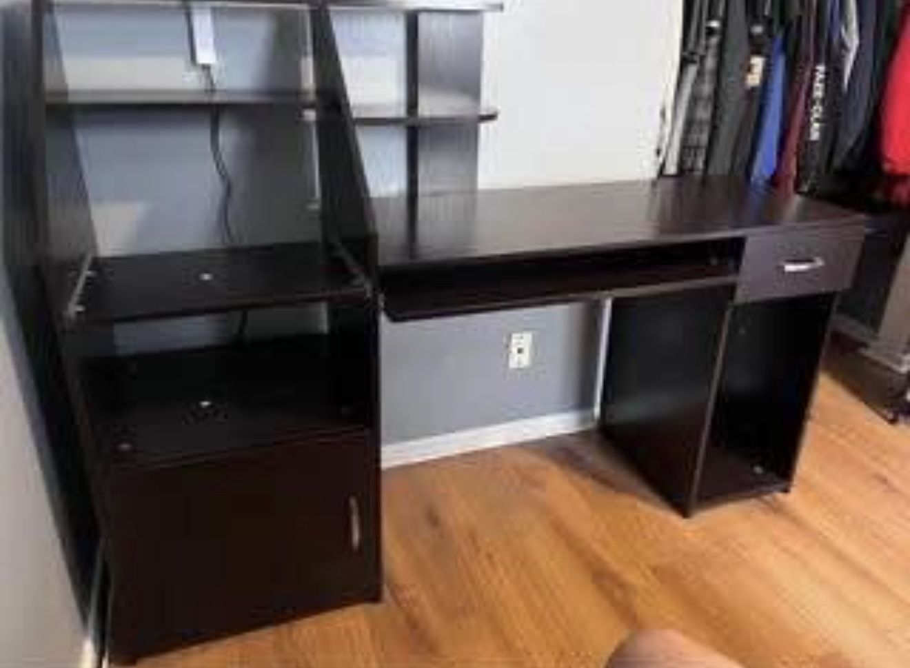 Computer Desk With Cabinets