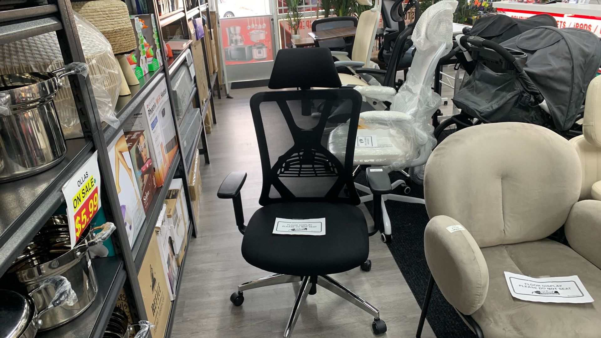 New Just Ensamble Black Tico a Office Chair