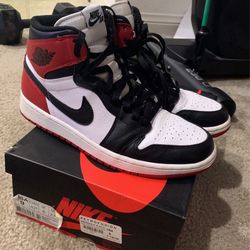 2013 Air Jordan 1 Black Toe
