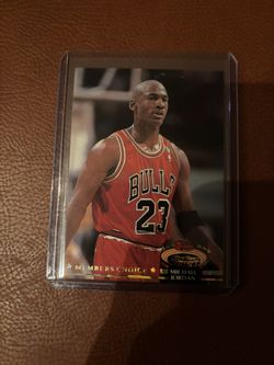 1992-93 Topps Stadium Club Michael Jordan Members Choice #210 Chicago Bulls HOF