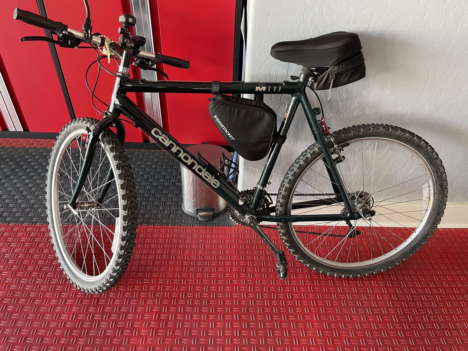 Cannondale M 500 Vintage Mountain Bike