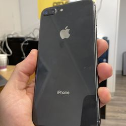 Iphone 8 Plus / 64gb