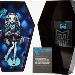 Mattel Monster High Haunt Couture Frankie Stein Doll