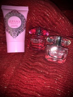 Mini Perfume Shower Gel & 2 Bright Crystal Mini Perfume Bottles “Look at Picture for size reference $15