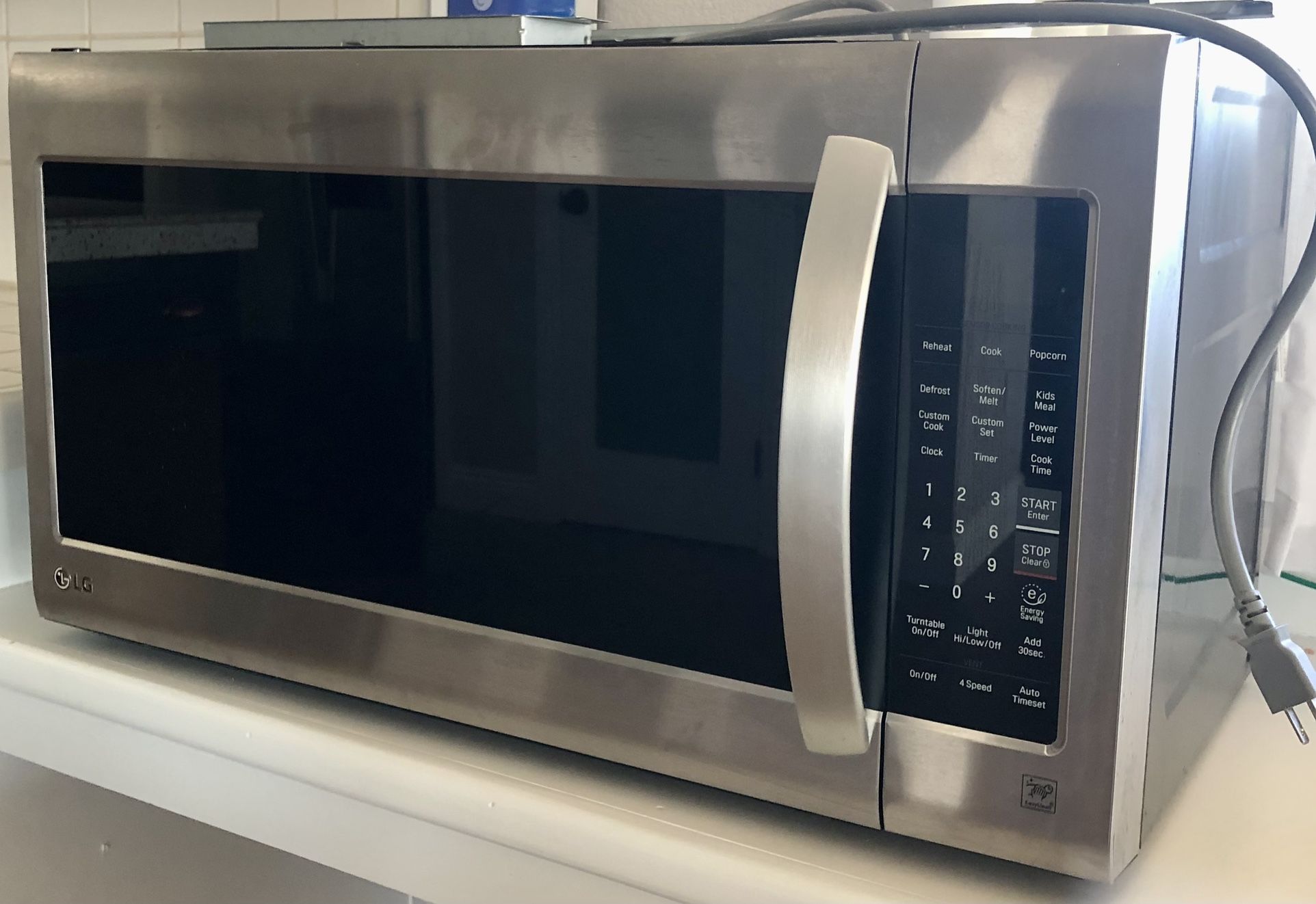 LG LMV2031ST Microwave WITH BRACKETS