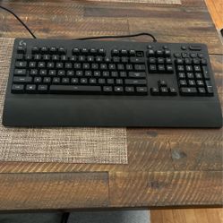 Logitech G G213 Prodigy