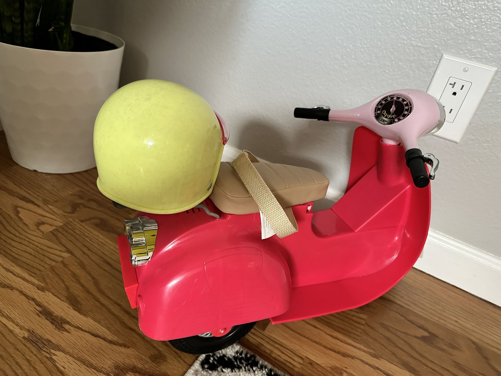 Our Generation Scooter Moped Vespa Set for 18” Doll for Sale in Hemet