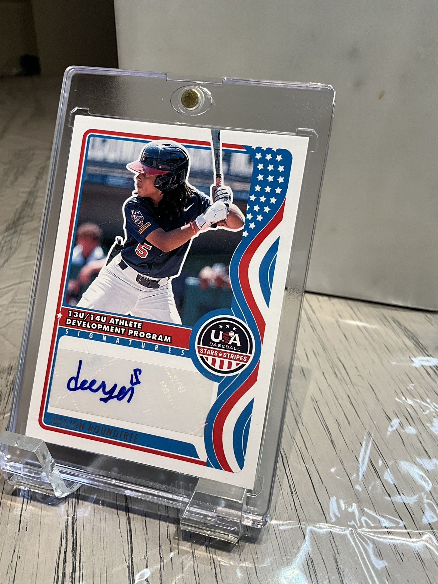 2025 panini star and stripes deeyon roundtree auto