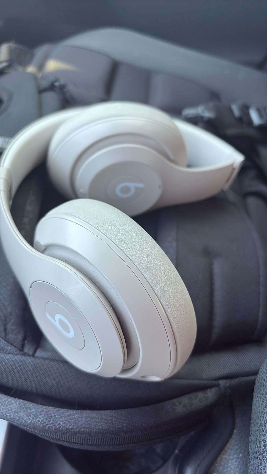 Beats Studio Pro - Wireless Bluetooth Noise Cancelling Headphones
