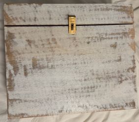 Rustic Farmhouse Wooden Locking Key Cabinet / Decorative Wall Storage Box OR Mail box with Ke