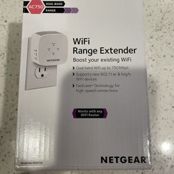 NetGear  WiFi Extender New In The Box