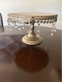 Cake stand and cupcake holder gold color as it is price for both