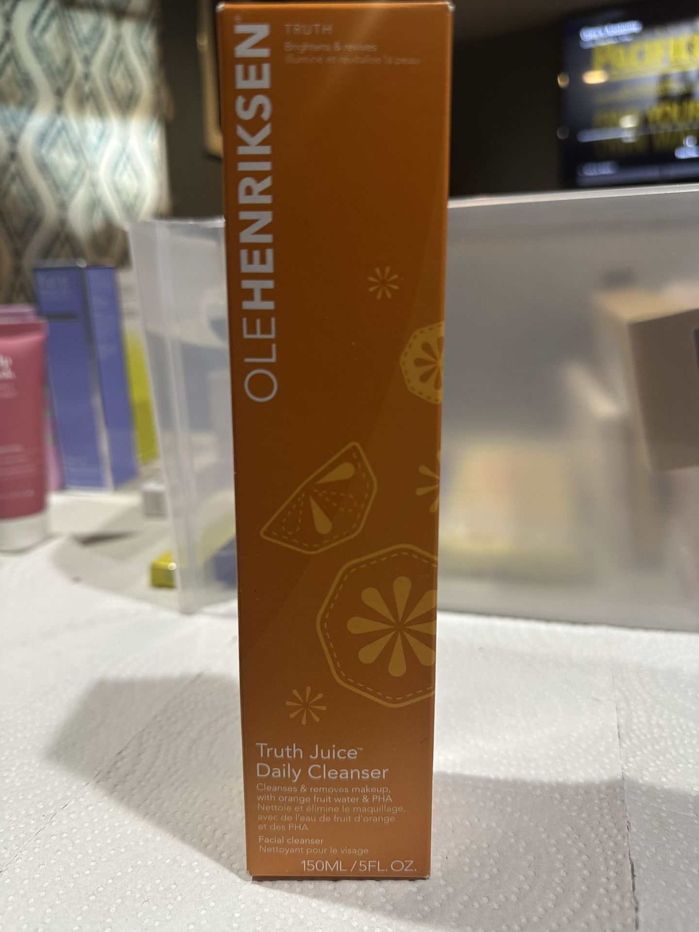 OLEHENRIKSEN Truth Juice Daily Cleanser