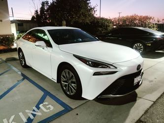White Toyota Mirai