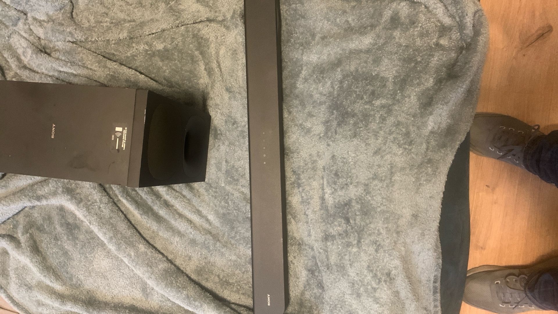 Sony Active Speaker System w/ Wireless Subwoofer Sony SD40