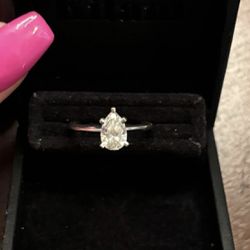 1.03 Carat Solitaire Diamond Engagement Ring