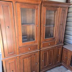 Traditional Solid Wood Entertainment Wall Unit – Cherry Finish (3-Piece Set)